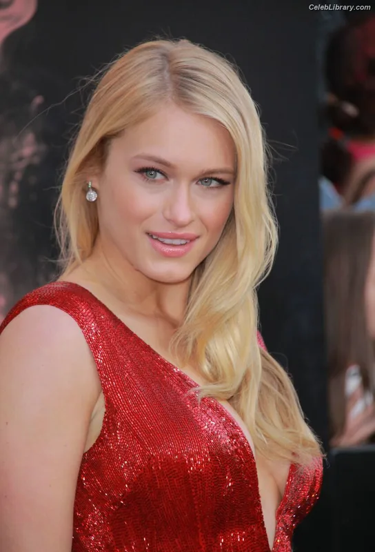 Leven Rambin photo 4 of 215