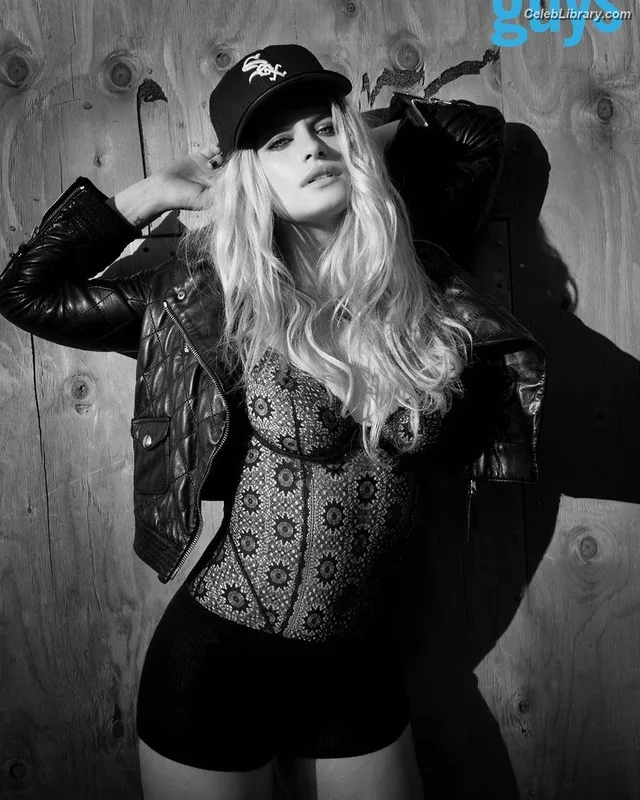 Leven Rambin photo 10 of 215