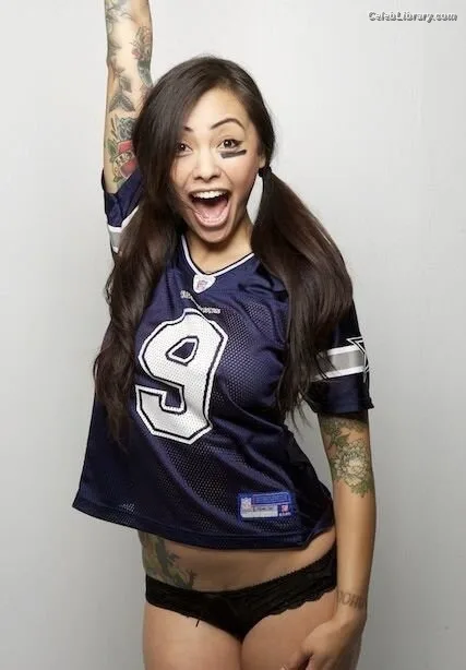 Levy Tran photo 2 of 77