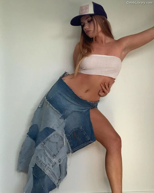 Lexee Smith photo 21 of 549