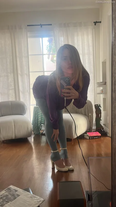Lexee Smith photo 12 of 549
