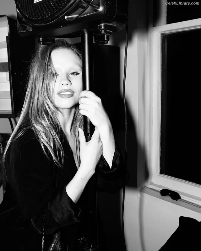 Lexee Smith photo 19 of 549