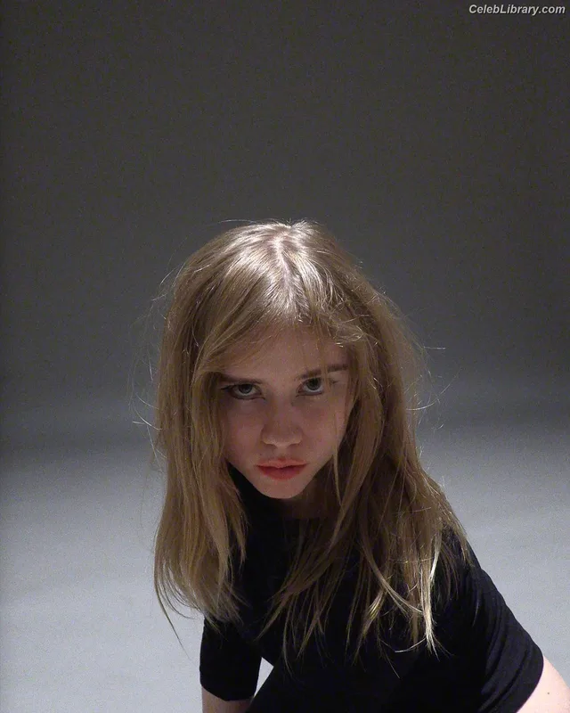 Lexee Smith photo 19 of 549