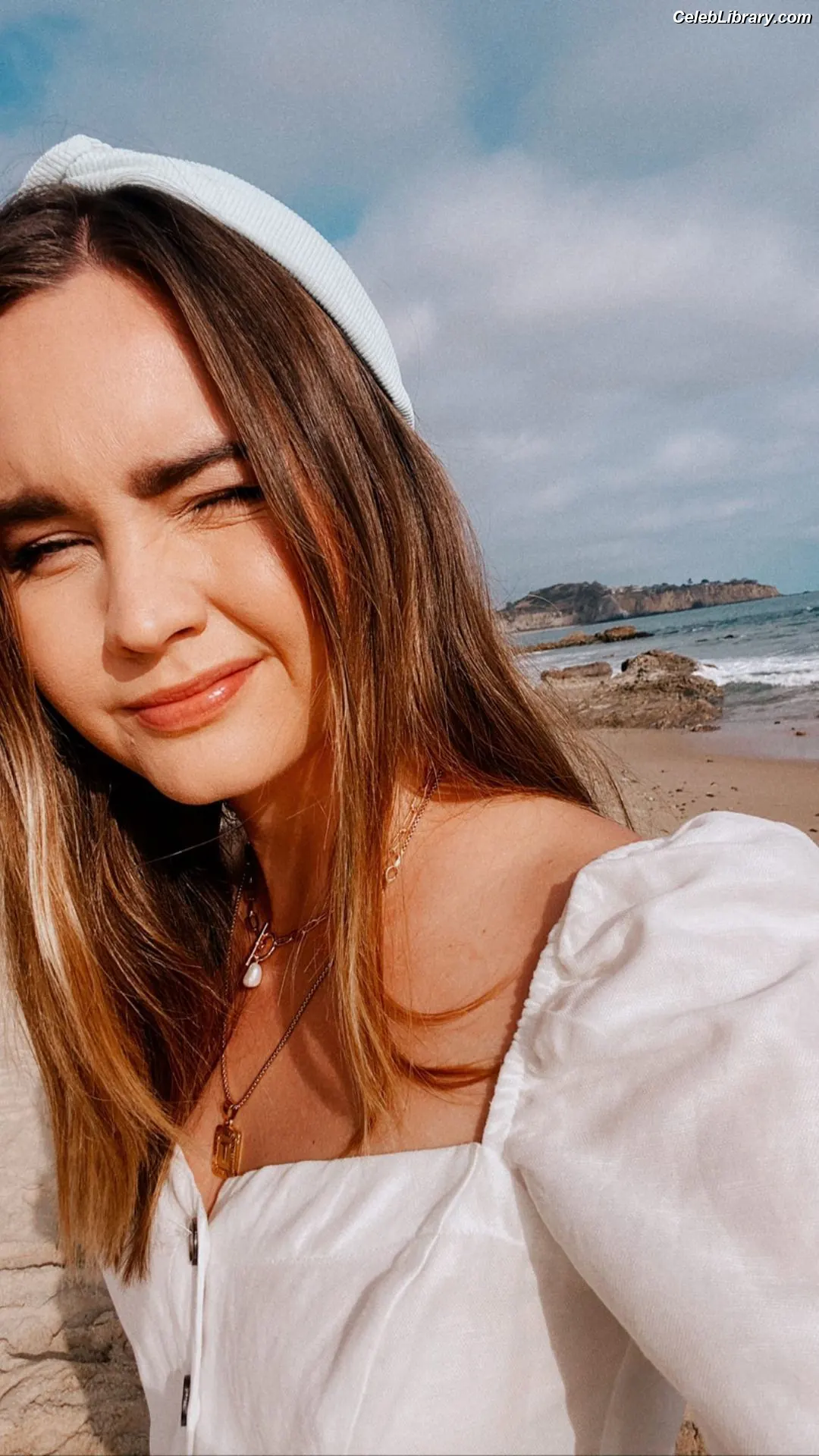 Liana Liberato photo 8 of 197