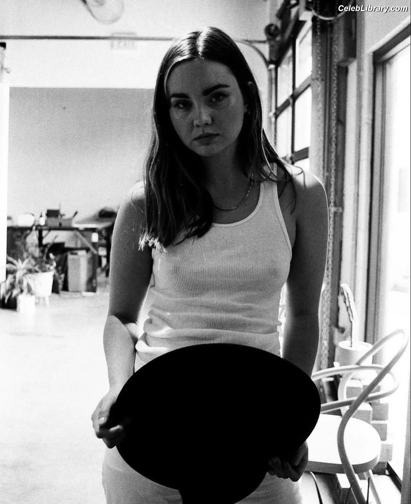 Liana Liberato photo 3 of 197