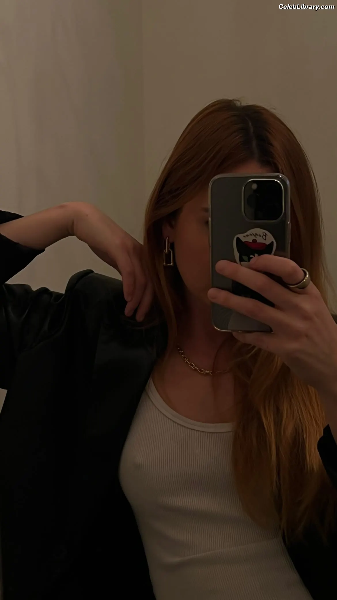 Liana Liberato photo 15 of 197