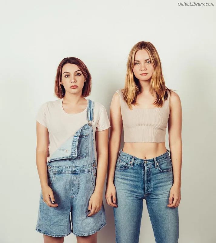 Liana Liberato photo 5 of 198