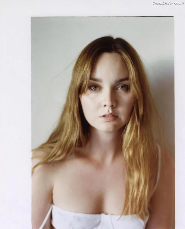 Liana Liberato photo 11 of 198