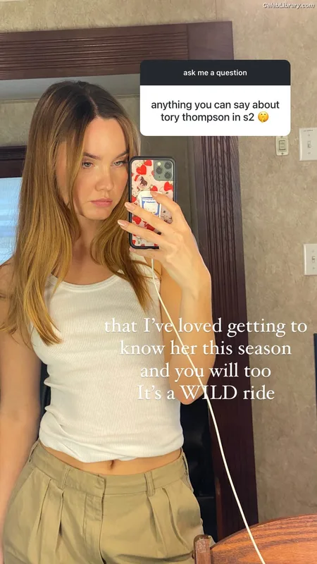 Liana Liberato photo 22 of 198