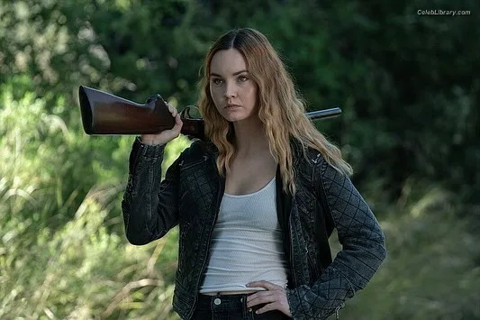 Liana Liberato photo 24 of 198