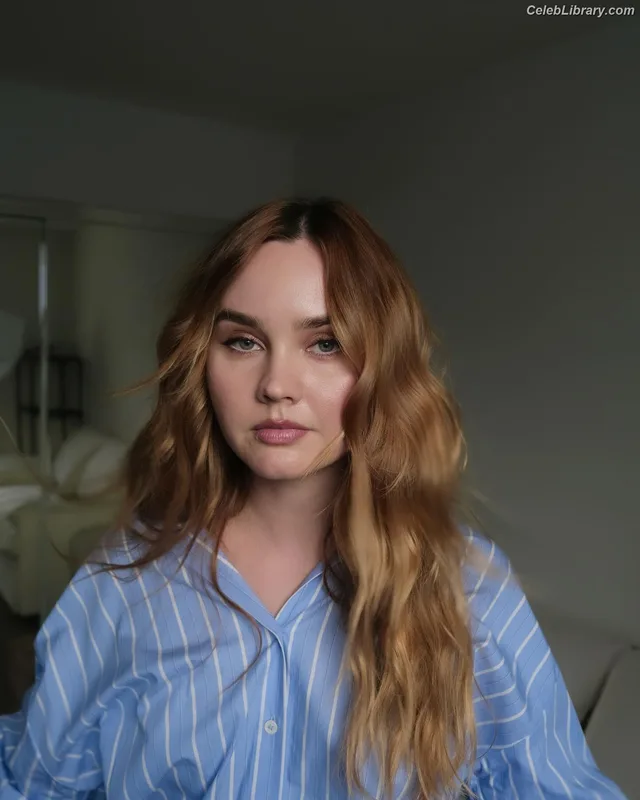 Liana Liberato photo 9 of 198