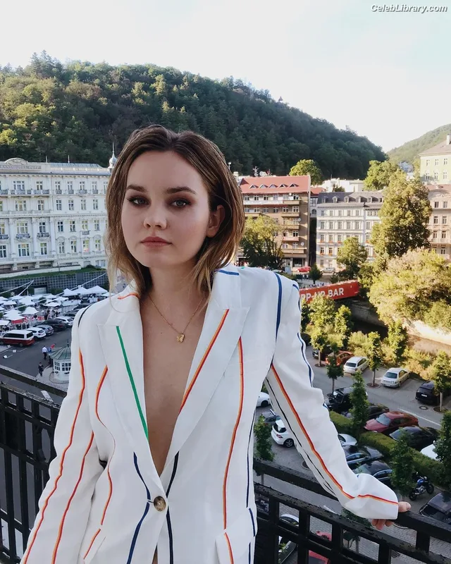 Liana Liberato photo 21 of 198