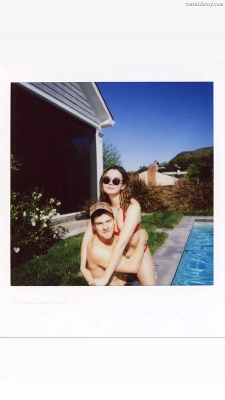 Liana Liberato photo 8 of 198