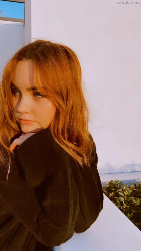 Liana Liberato photo 21 of 198