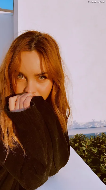 Liana Liberato photo 22 of 198