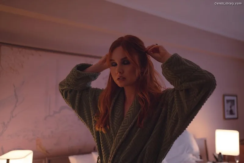 Liana Liberato photo 1 of 198
