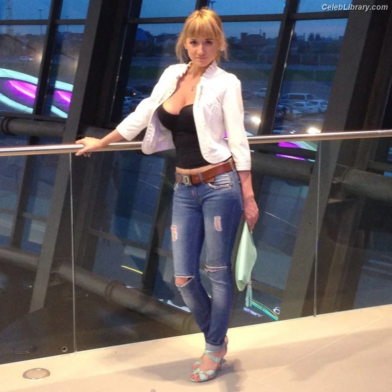 Lidiya Krasnoruzheva photo 1 of 10