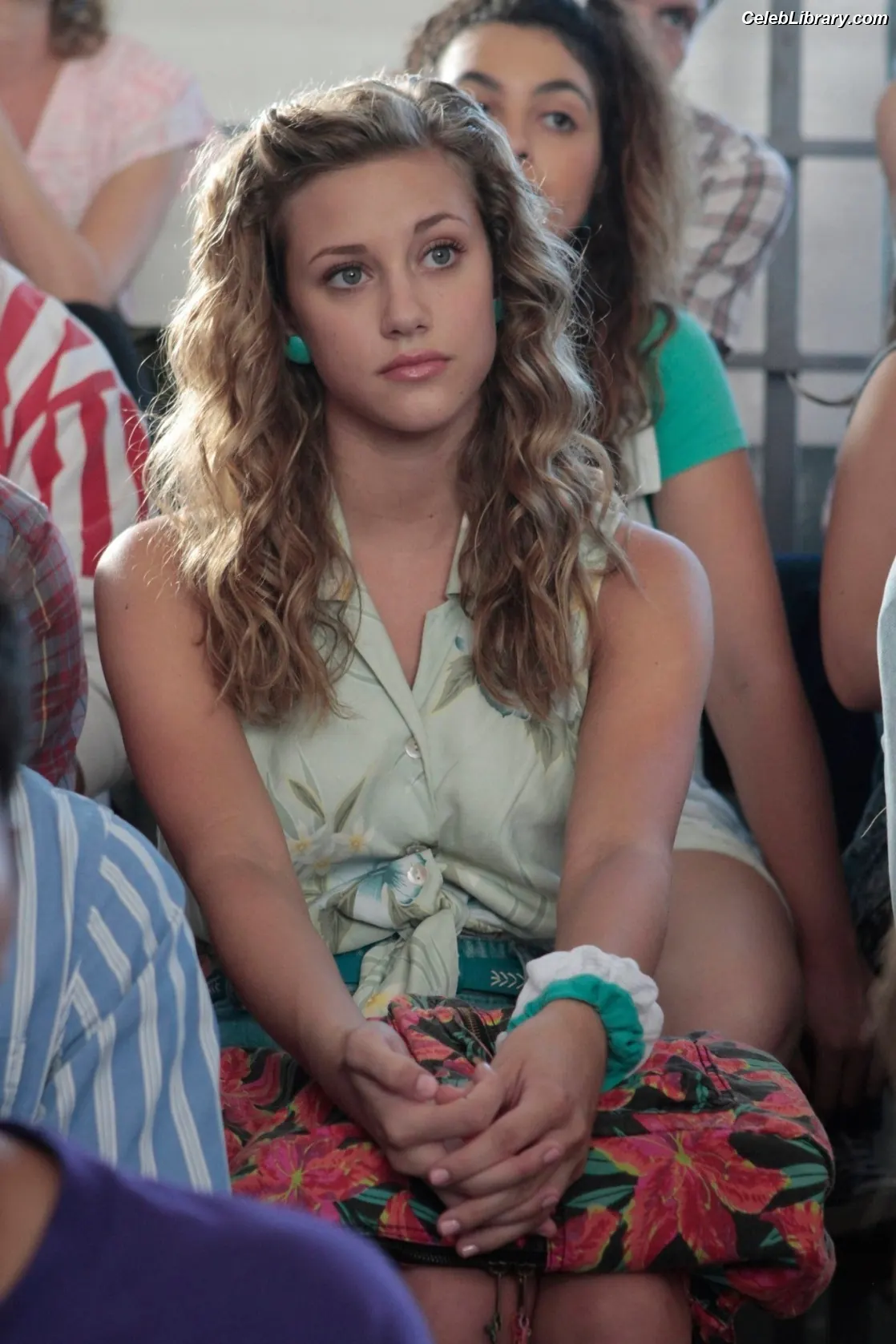 Lili Reinhart photo 22 of 1529