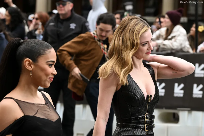 Lili Reinhart photo 15 of 1522