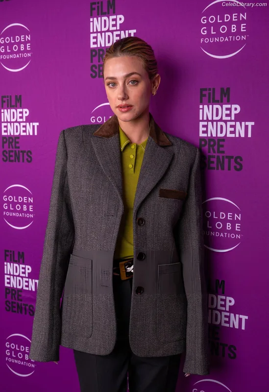 Lili Reinhart photo 21 of 1522