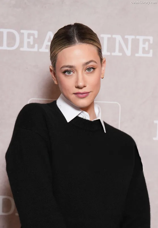 Lili Reinhart photo 6 of 1522
