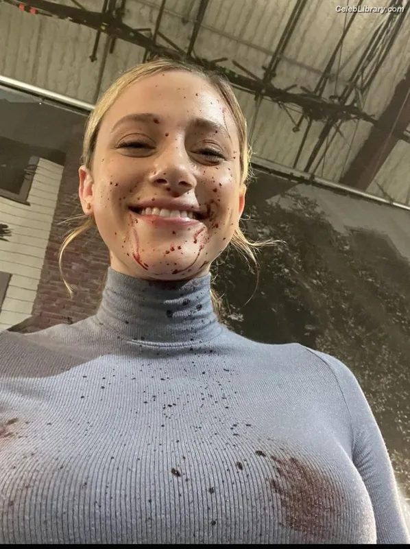 Lili Reinhart photo 19 of 1522