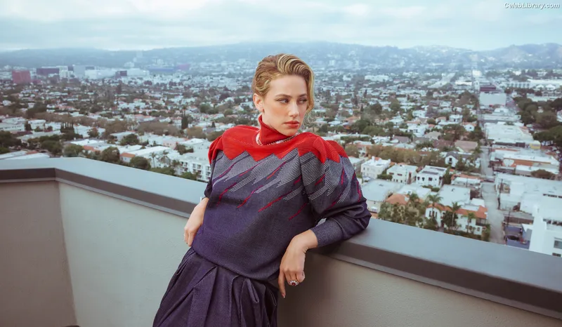 Lili Reinhart photo 21 of 1522