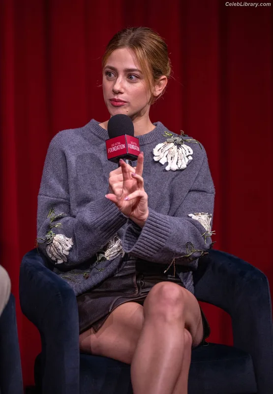 Lili Reinhart photo 12 of 1522