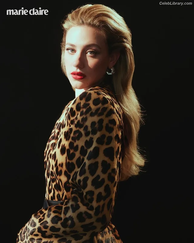 Lili Reinhart photo 22 of 1522