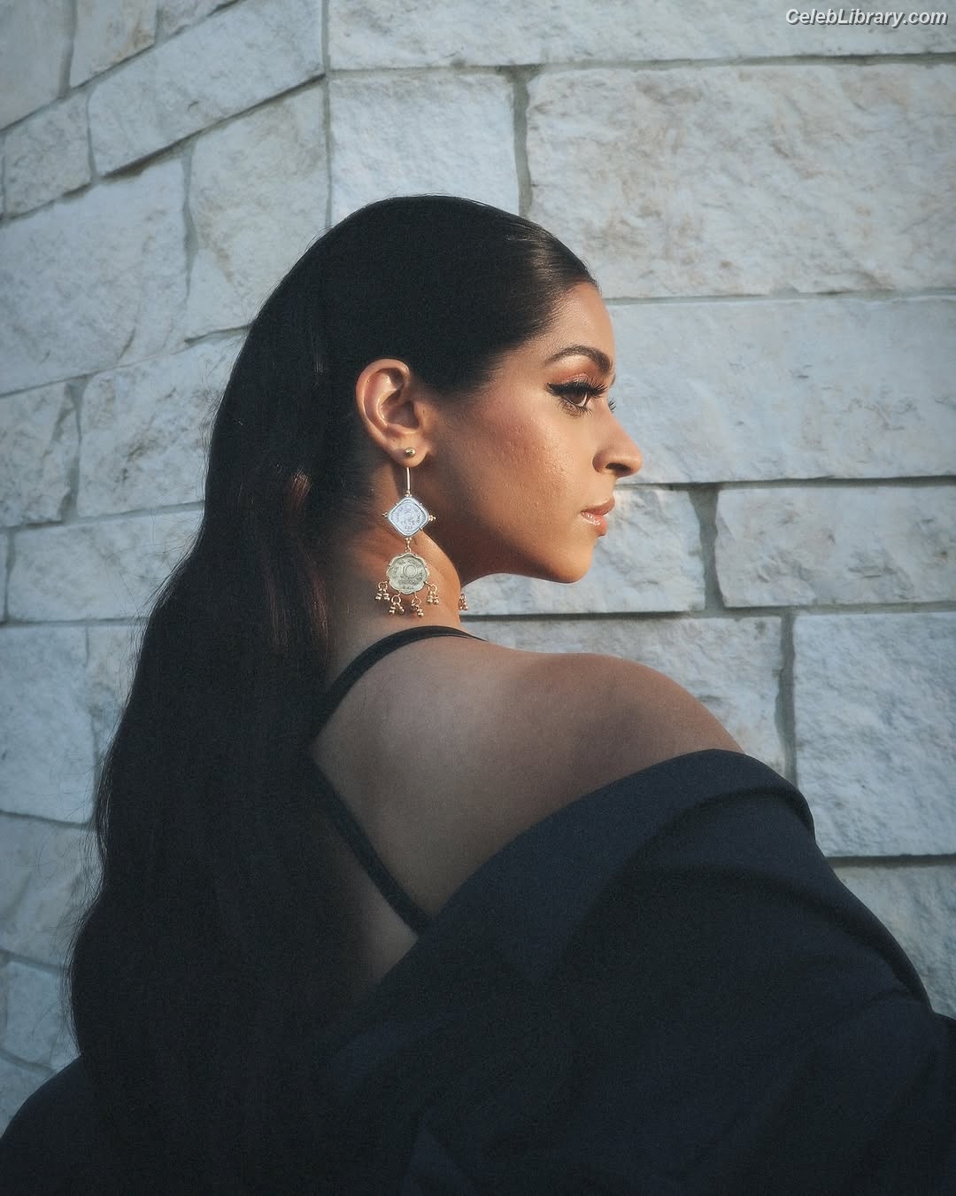 lilly singh photo 9 of 297