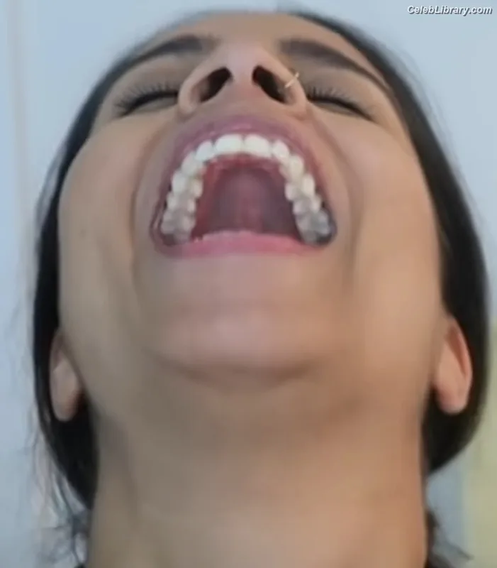 lilly singh photo 3 of 297
