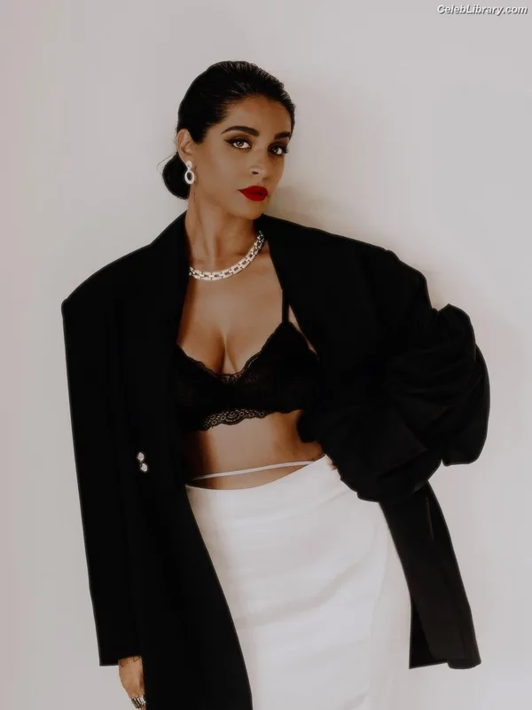 lilly singh photo 10 of 297