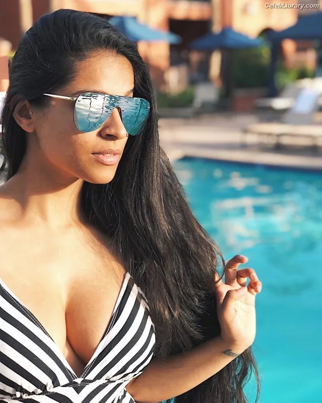 lilly singh photo 3 of 297