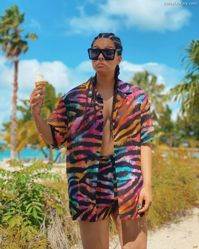 lilly singh photo 10 of 297