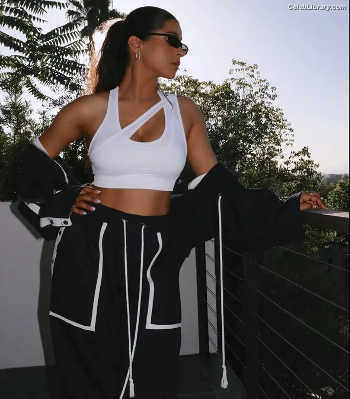 lilly singh photo 21 of 297