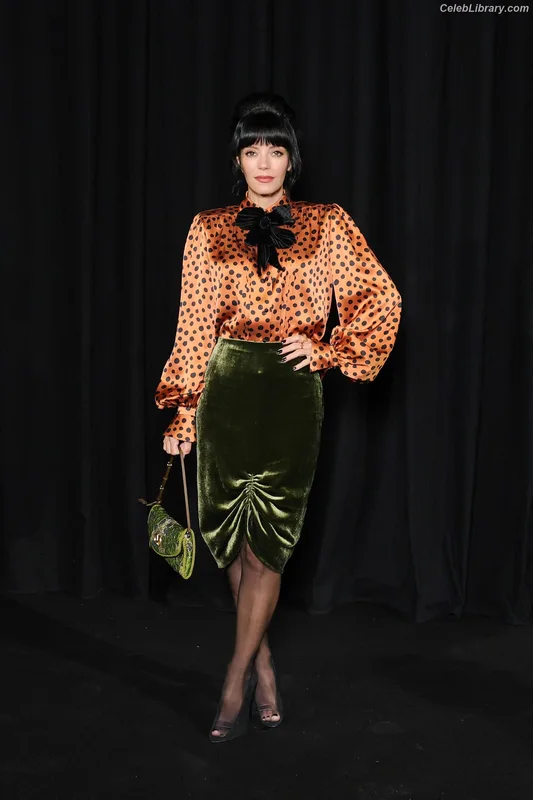 Lily Allen photo 5 of 437