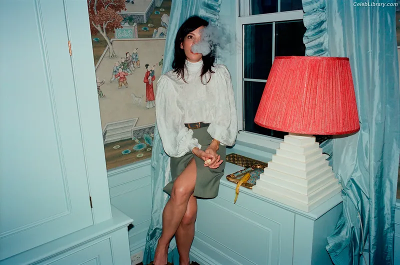 Lily Allen photo 13 of 437
