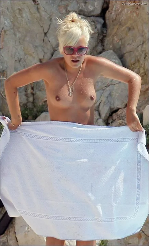 Lily Allen photo 4 of 437