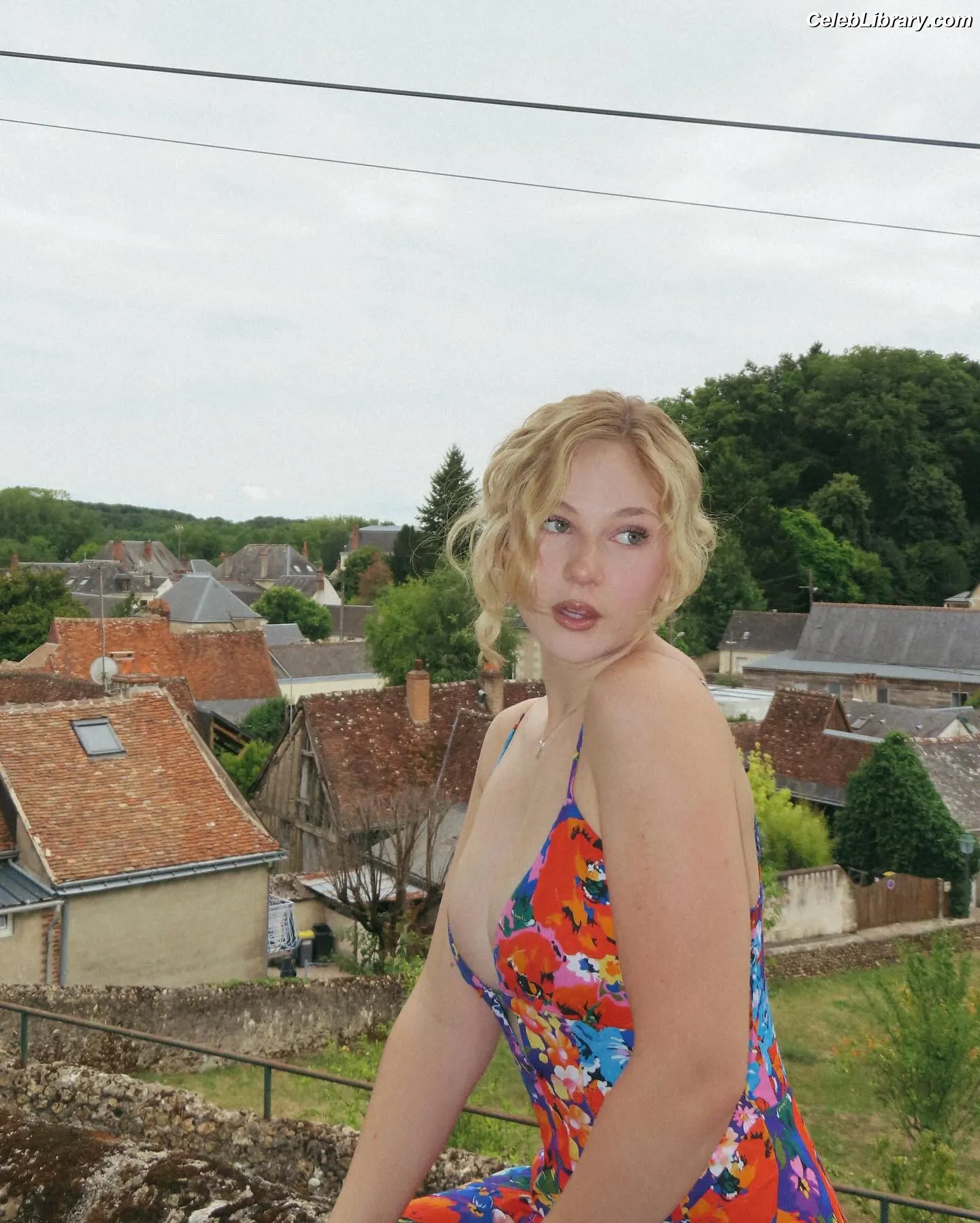 Lily Brooks O’Briant photo 3 of 1120