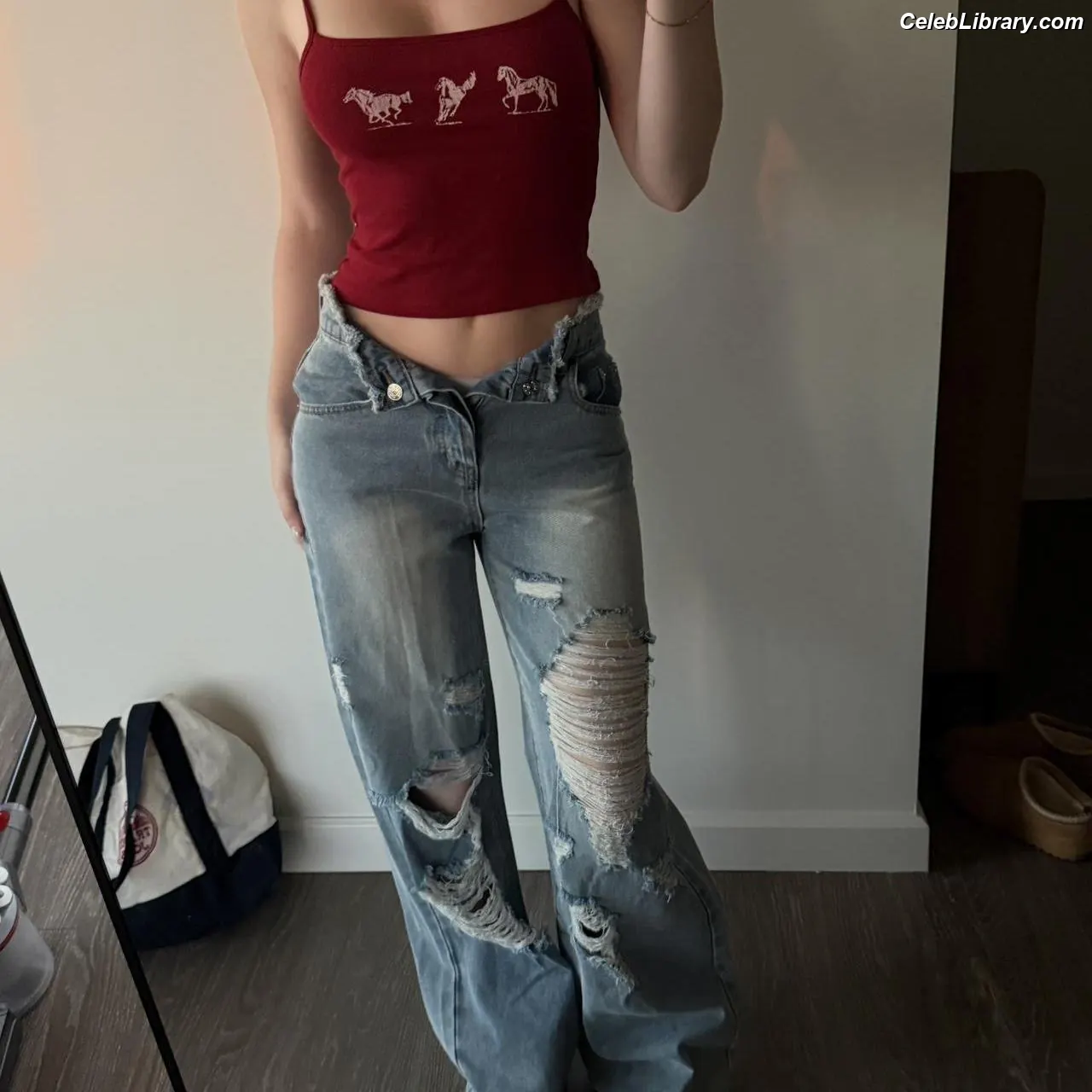 Lily Brooks O’Briant photo 7 of 1120