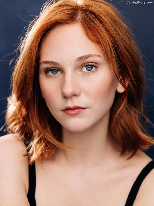 Lily Brooks O’Briant photo 1 of 1107