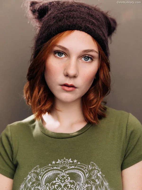 Lily Brooks O’Briant photo 7 of 1107