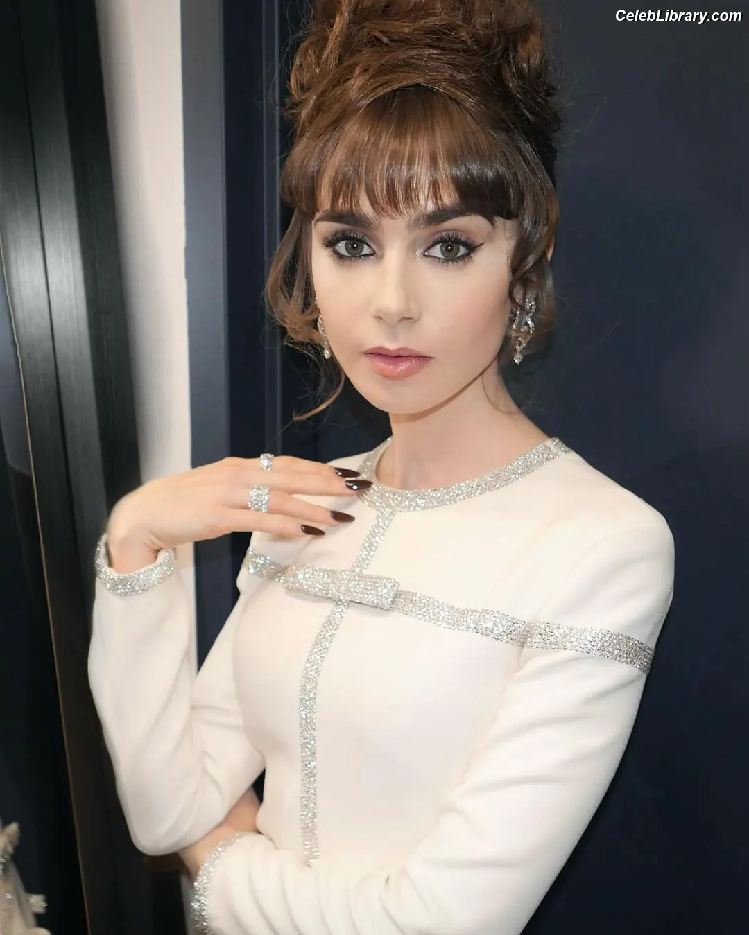 Lily Collins photo 15 of 837