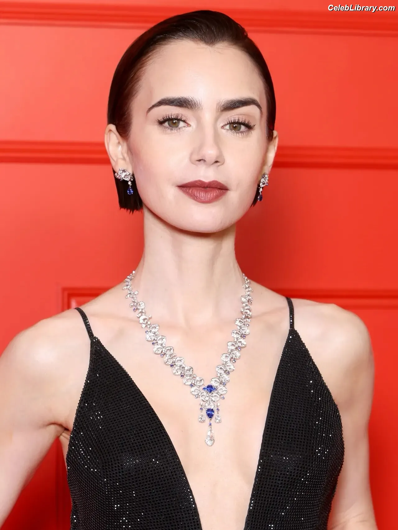 Lily Collins photo 23 of 837