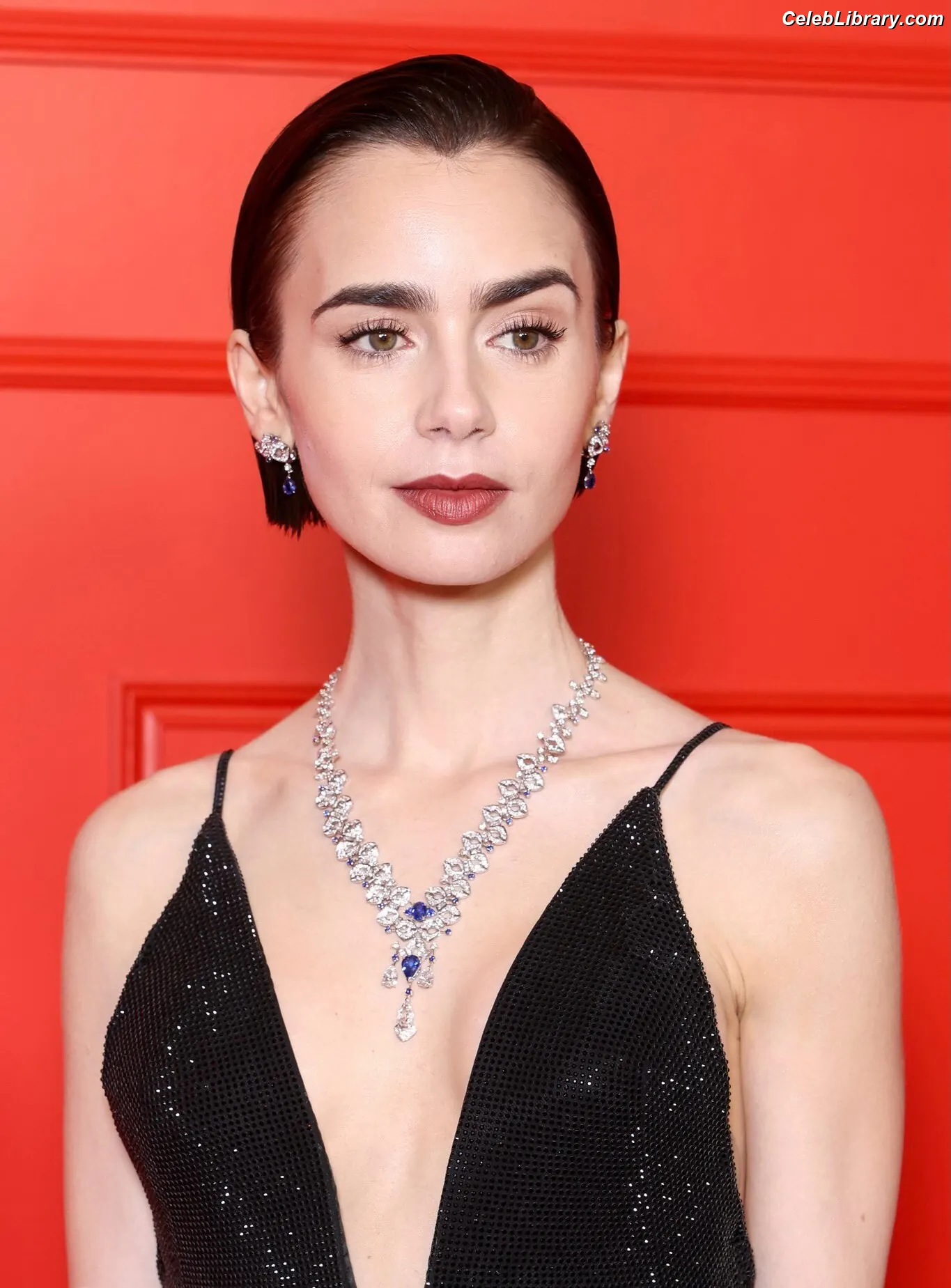 Lily Collins photo 24 of 837