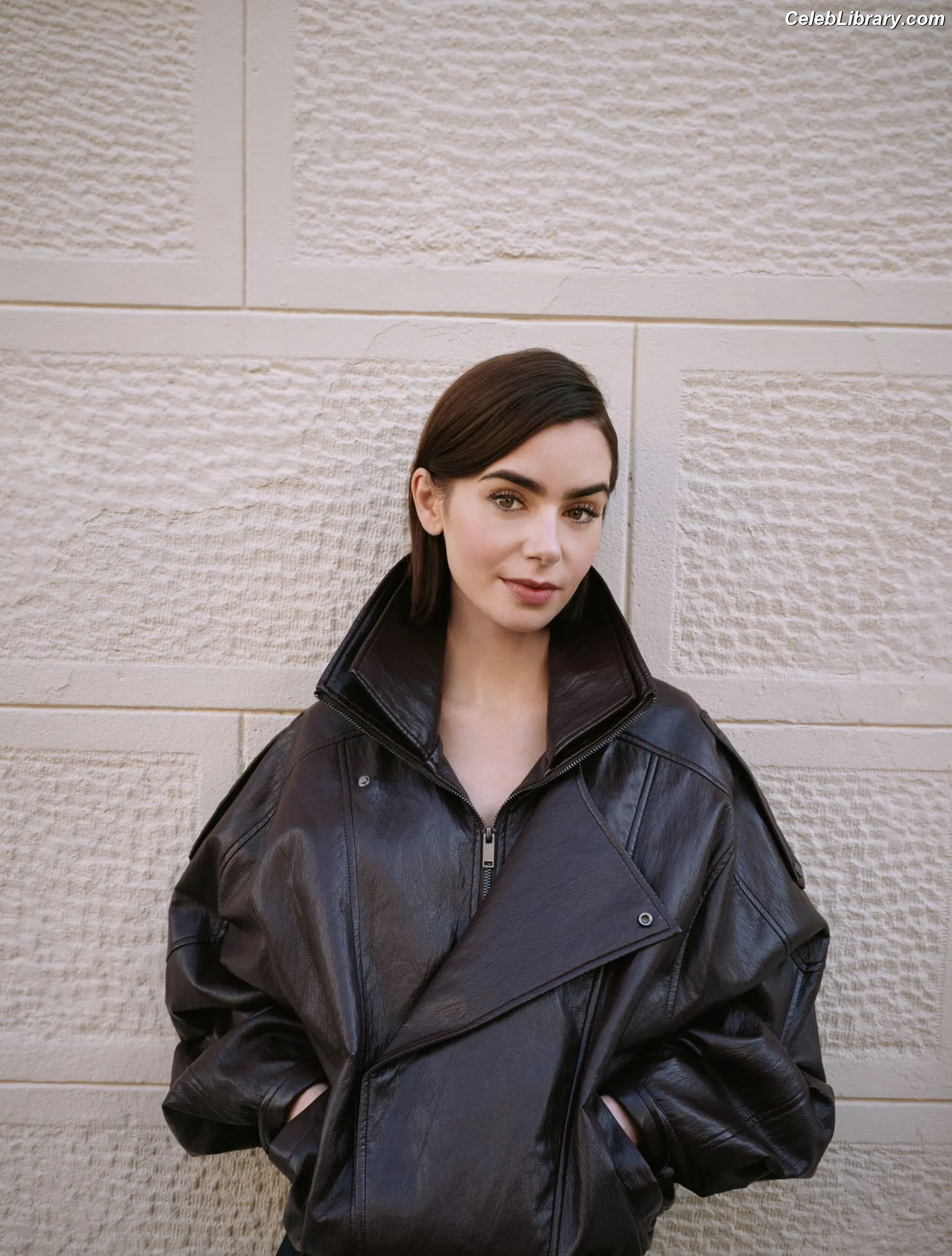 Lily Collins photo 21 of 837