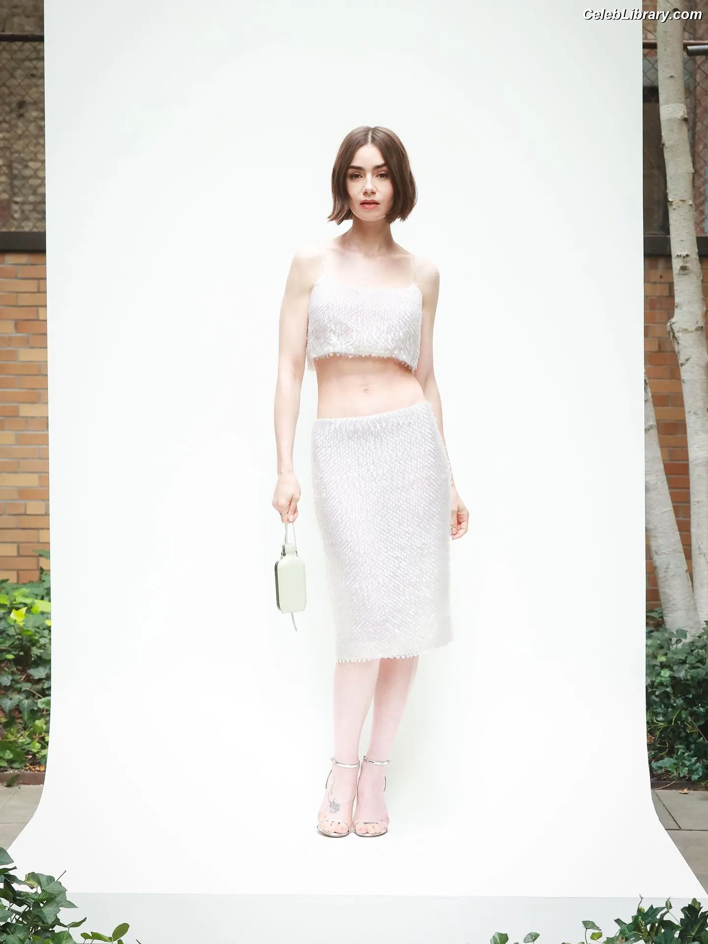 Lily Collins photo 20 of 837