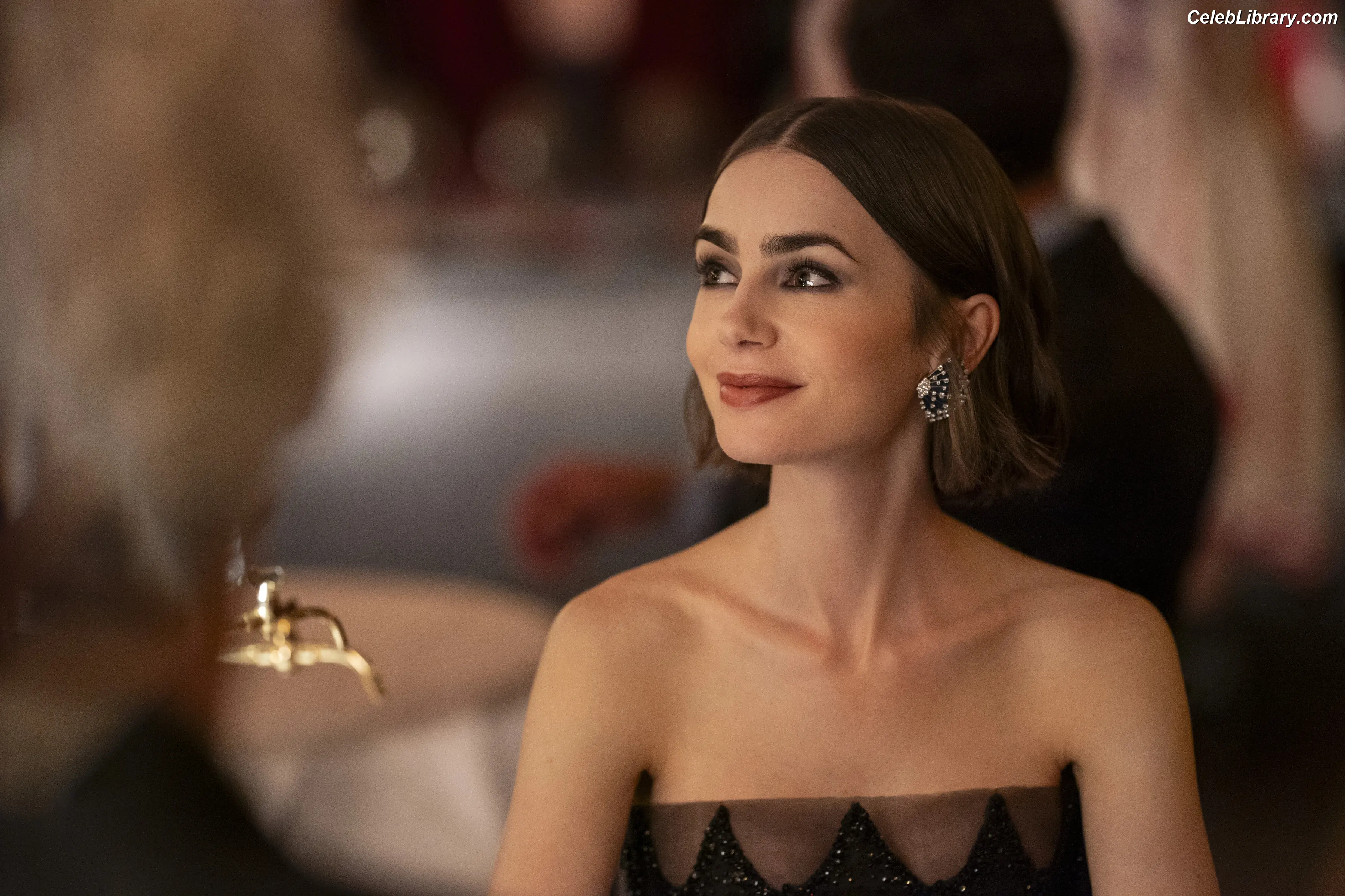 Lily Collins photo 7 of 837