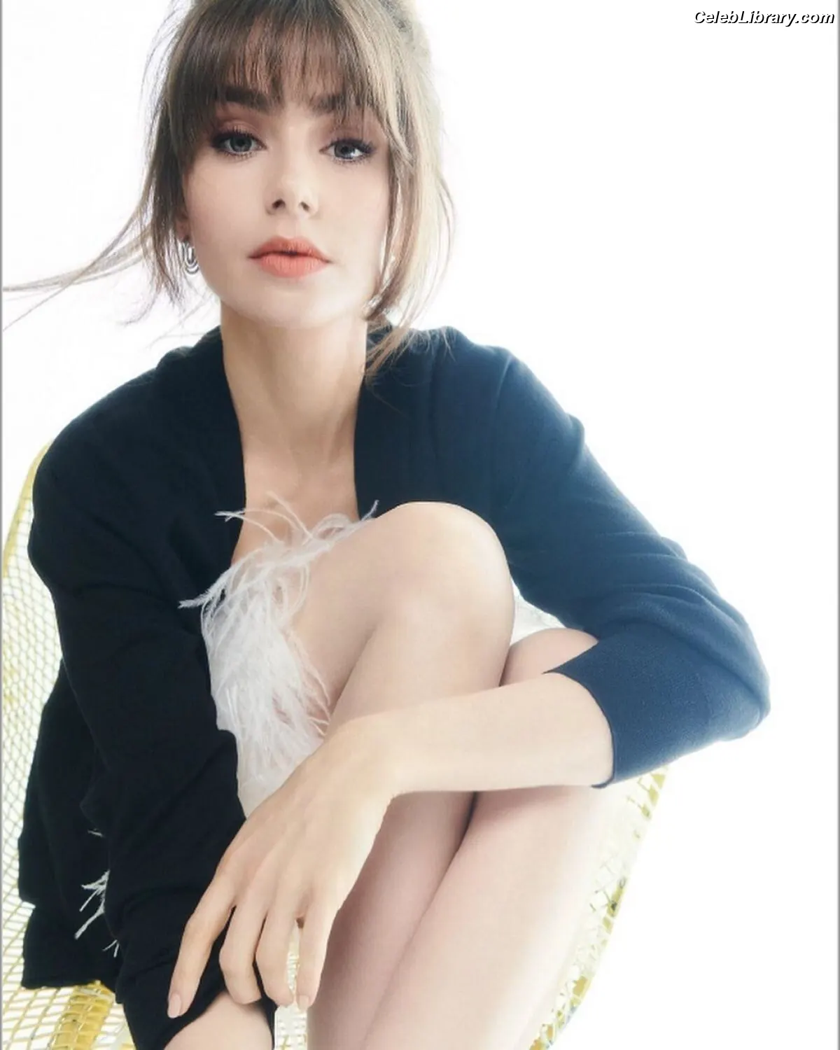 Lily Collins photo 17 of 837