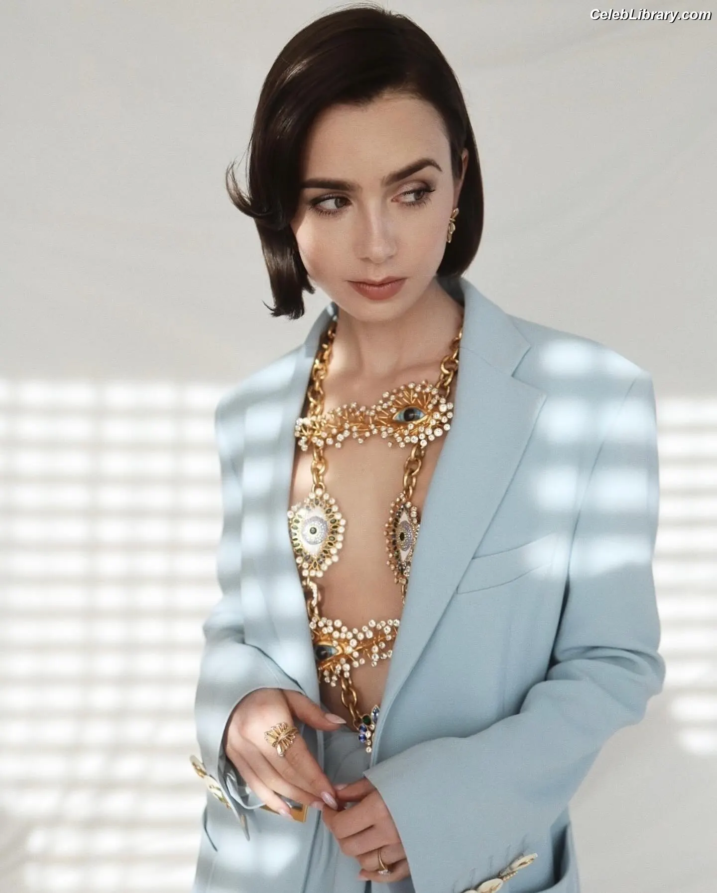 Lily Collins photo 19 of 837